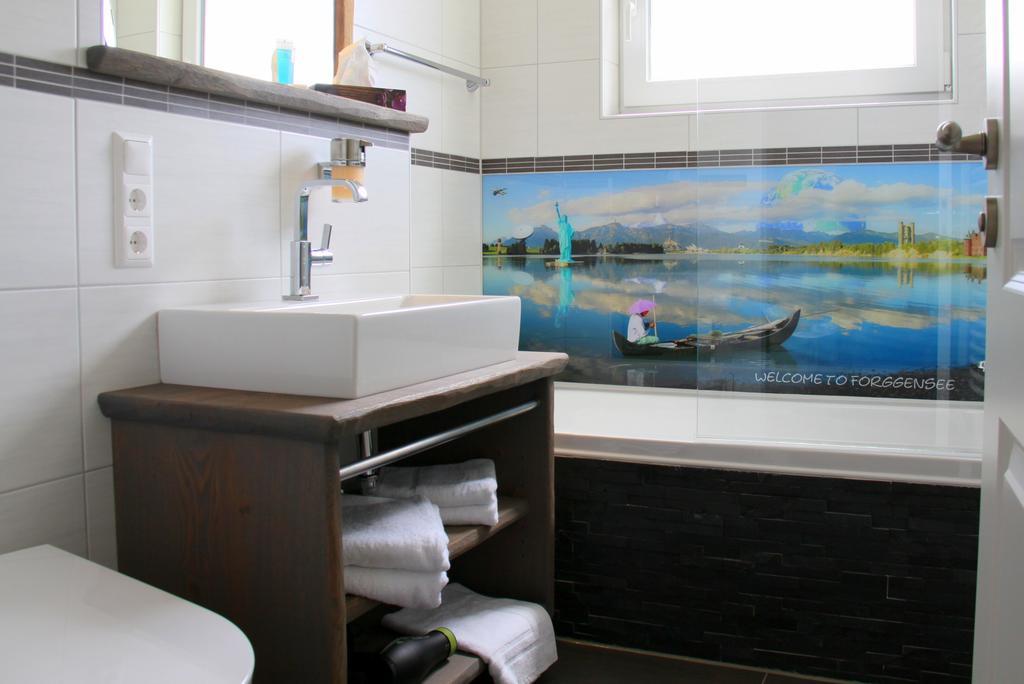 Ferienwohnung-Koenigsschloesser Füssen Rum bild